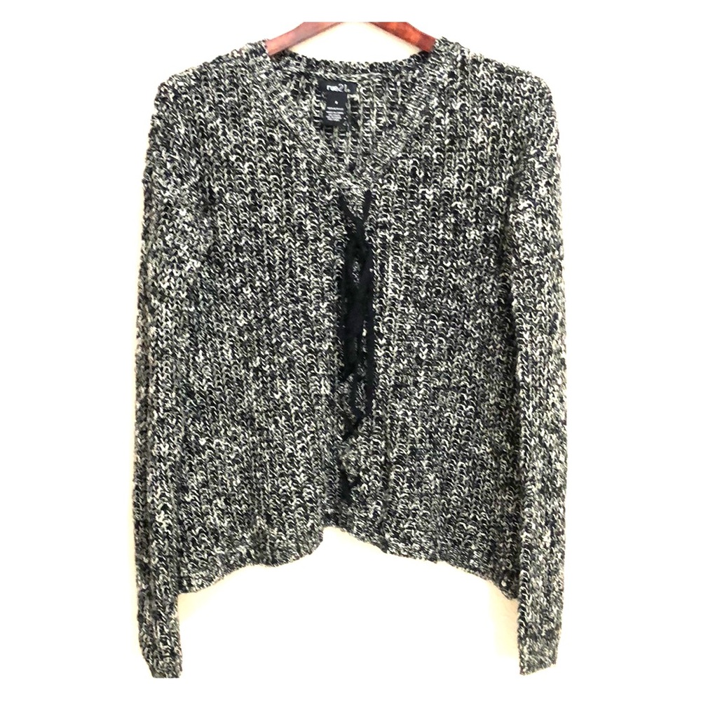 Rue21 | Knitted Sweater With Lace | S
